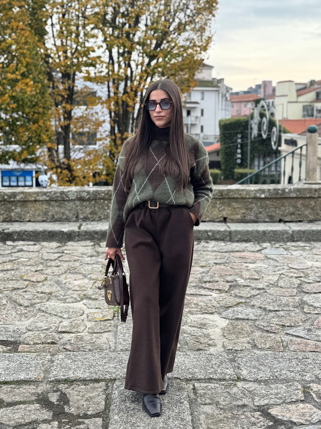 CALÇAS FAZENDA LISA COM CINTO